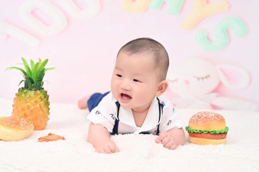 桂平宝宝脸上有红疙瘩 桂平宝宝脸上有红疙瘩